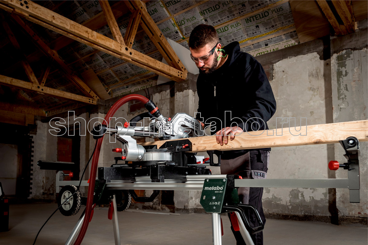 Торцовочная пила Metabo KGS 216 M (613216000) - цена, купить недорого в ...